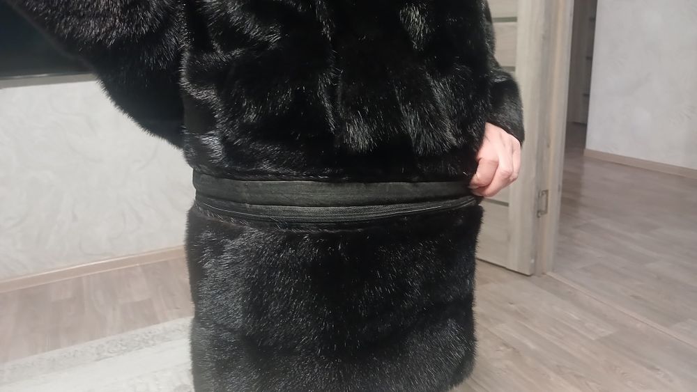 Продам норковую шубу