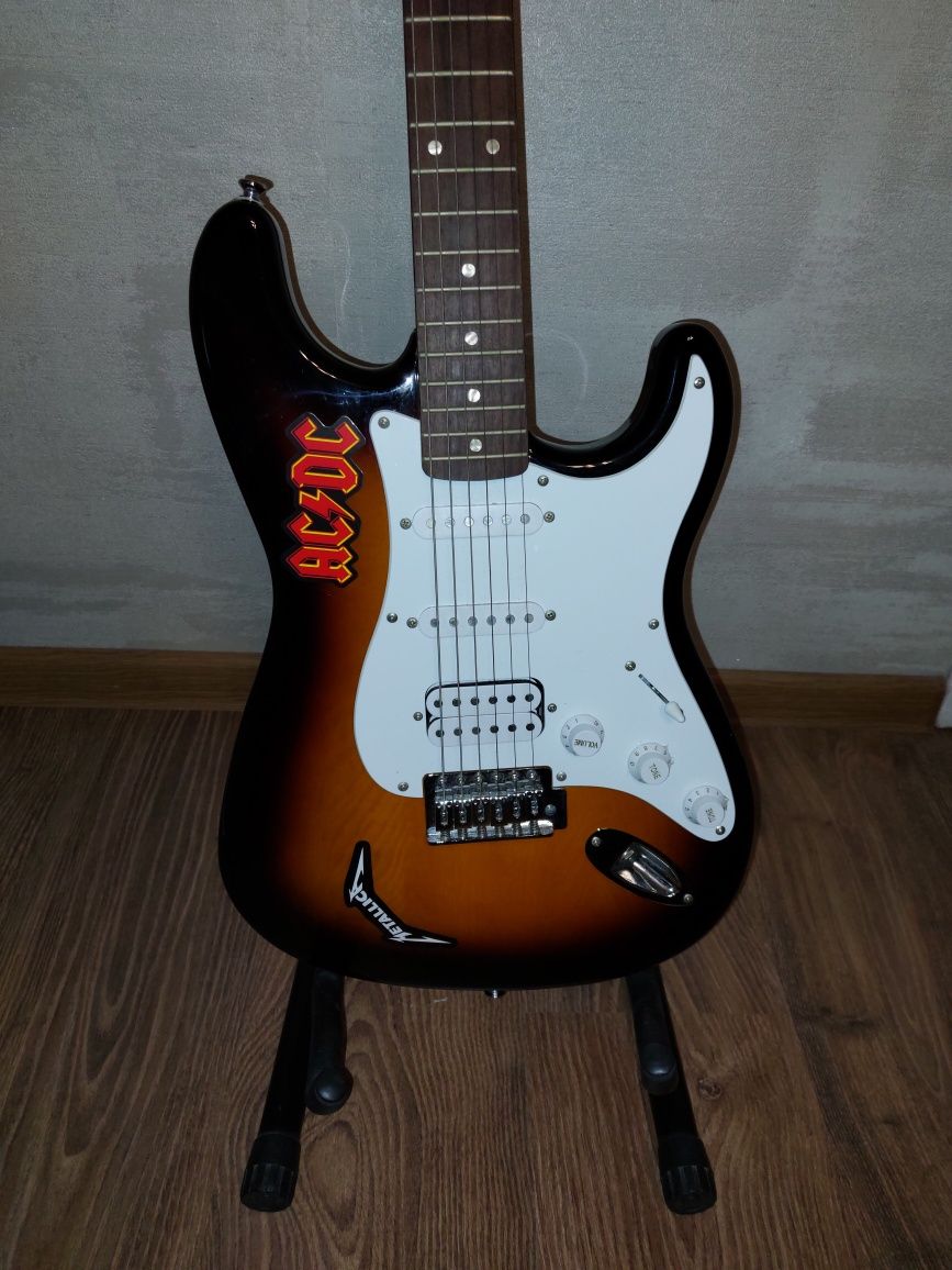 Китара Squier Bullet strat by Fender