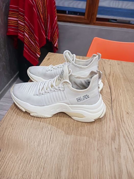 Дамски маратонки на Steve Madden