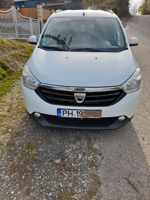 Dacia Lodgy 2013