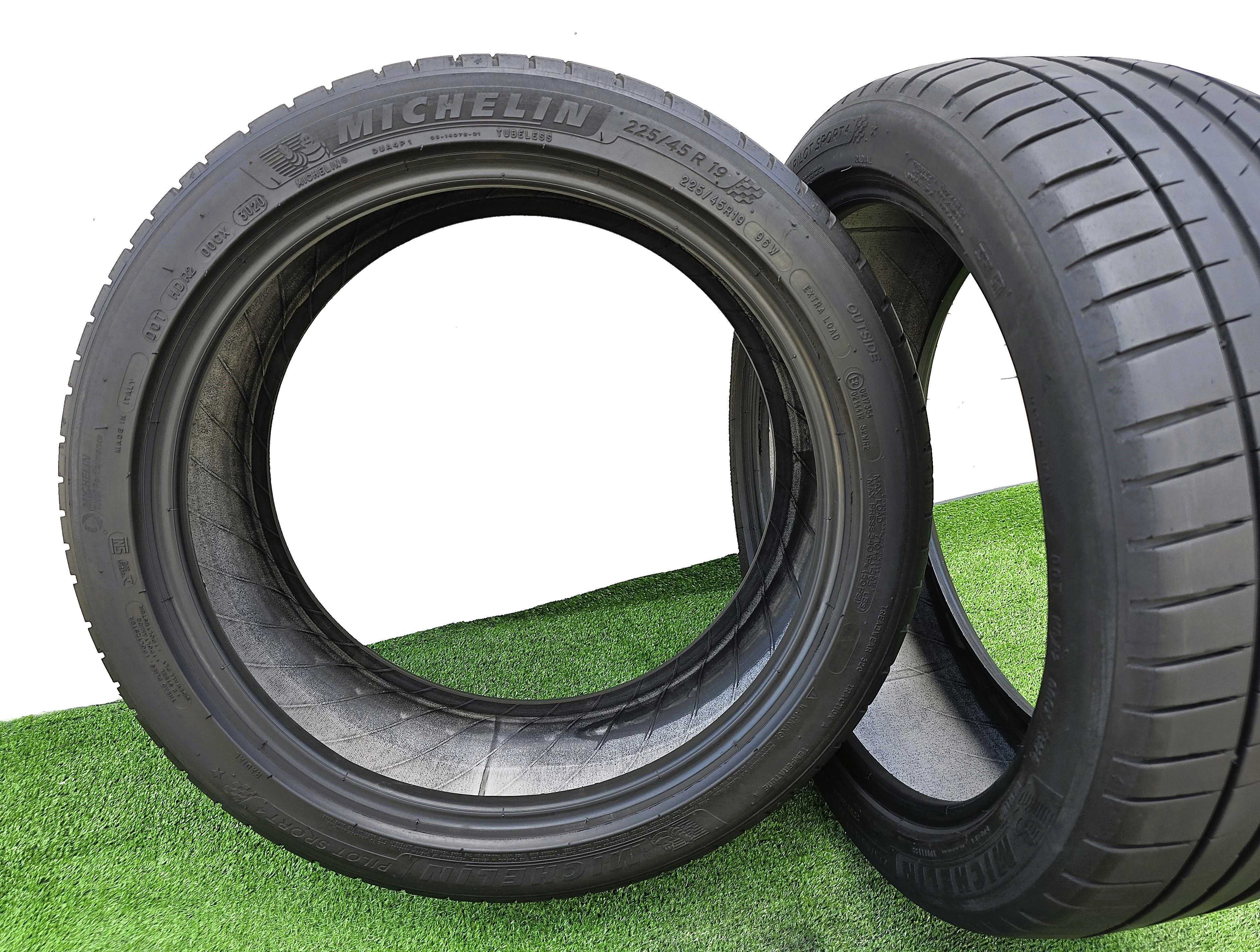 2бр. 225/45/19 MICHELIN Pilot Sport 4- летни