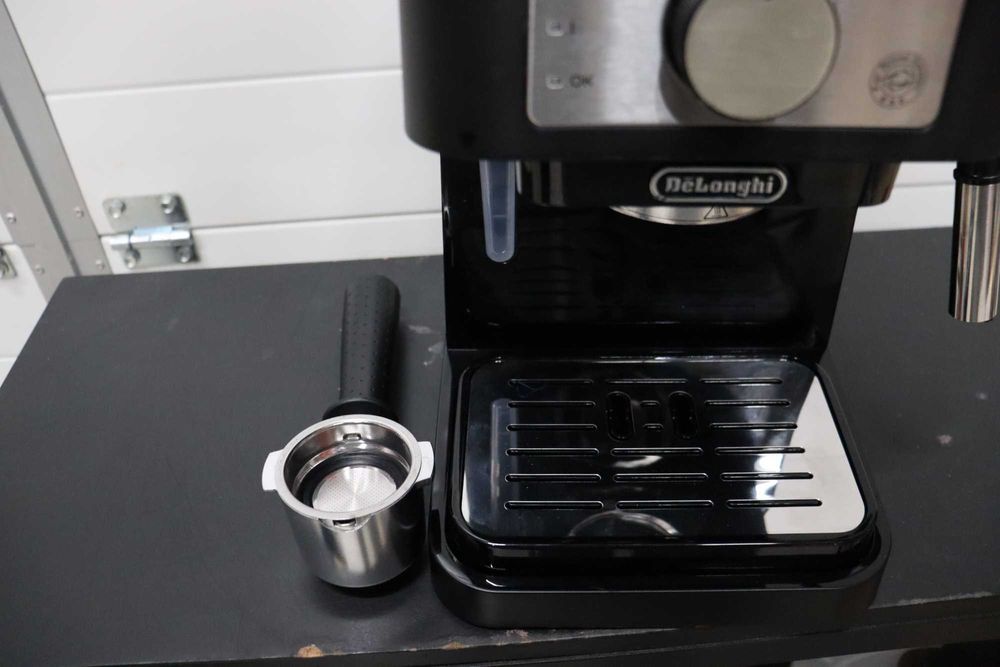 Еспресо кафемашина Delonghi Stilosa (EC 260.BK) 1100W