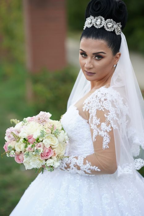 Rochie mireasa de vanzare
