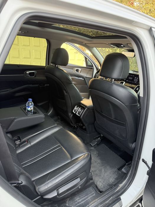 Mashina KIA SORENTO 2023