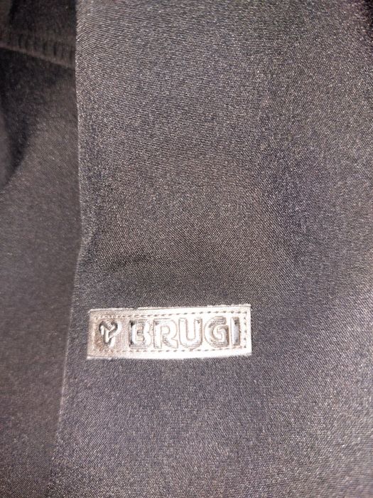 Geacă izolată Brugi cu glugă