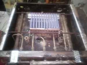 Arzător gaz metan, butan, robineți, calorifer electric.
