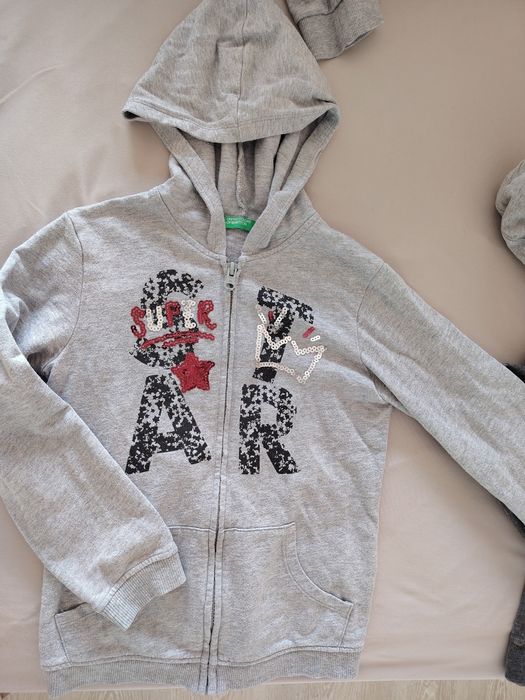 Анураци/Суичъри Nike, HM, Beneton и OVS