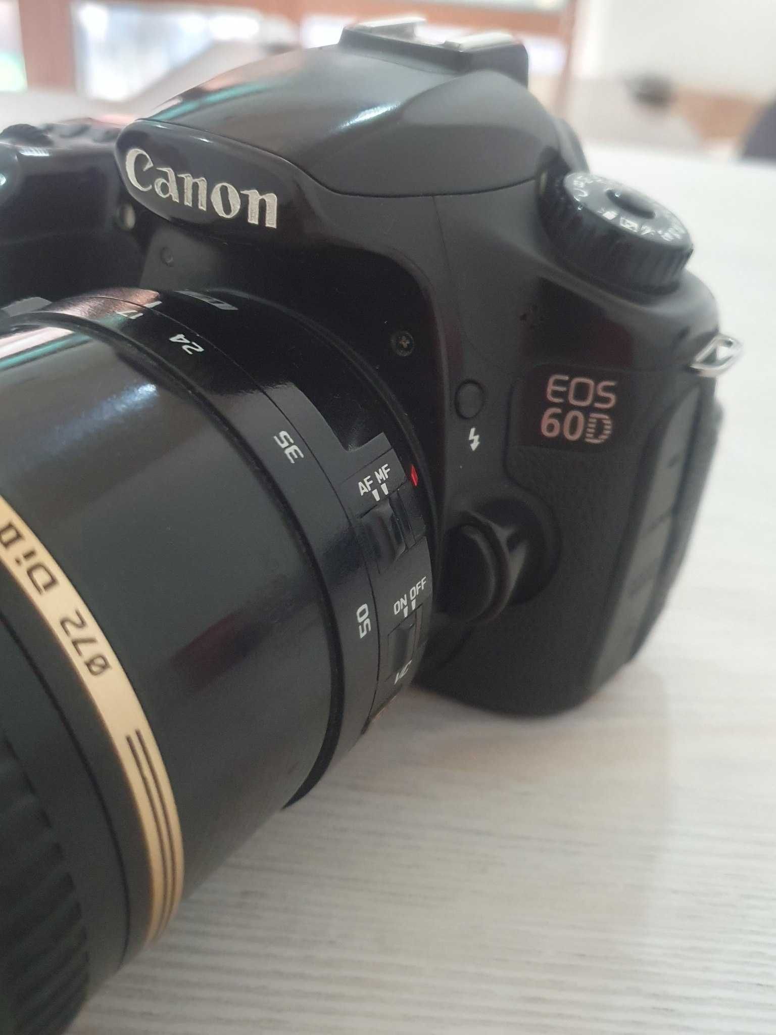Canon EOS 60D + obyektiv + Spichka