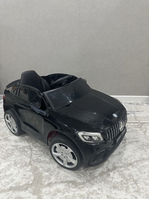 Машинка на пультах