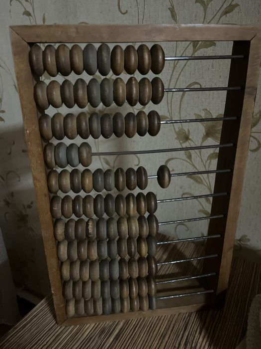 Продам Старинные счёты