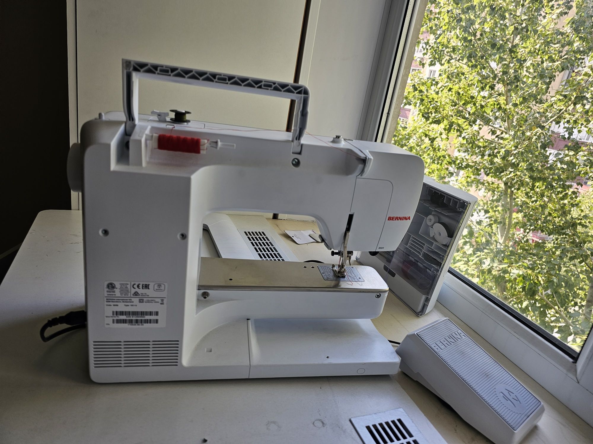 Швейная машинка BERNINA 535