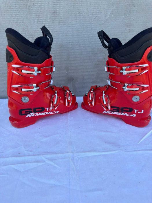 Clapari ski schi Nordica GP TJ marime:34 Mondo:21.5