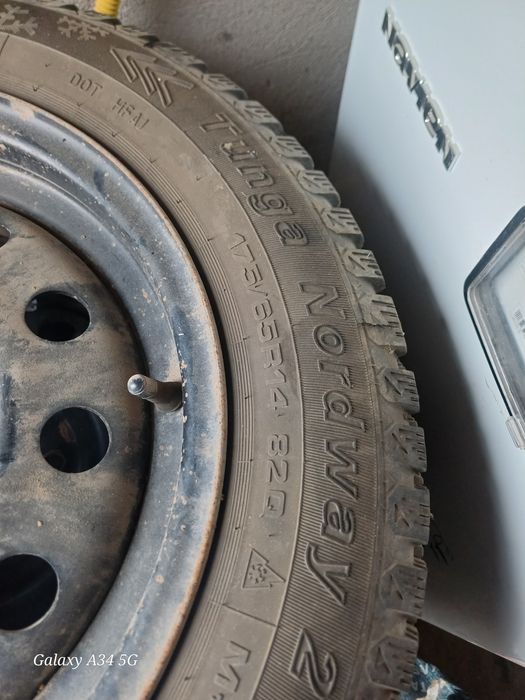 Шины с дисками зимни