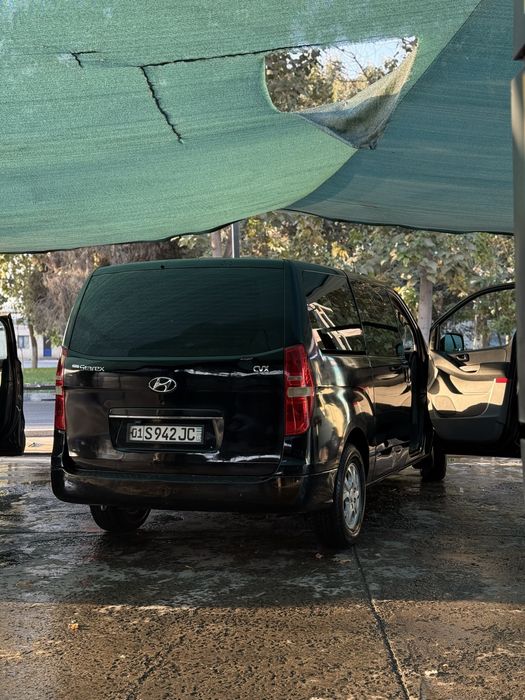 Hyundai Grand starex