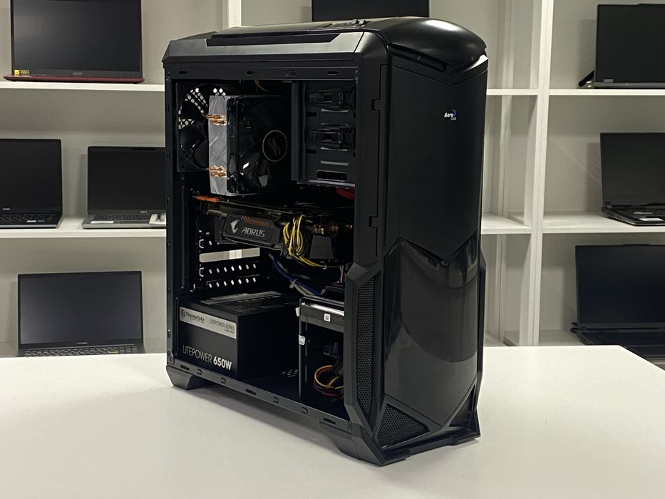 Системный блок - Core i7-7700/32GB/SSD 480GB+HDD 500GB/GTX 1080Ti