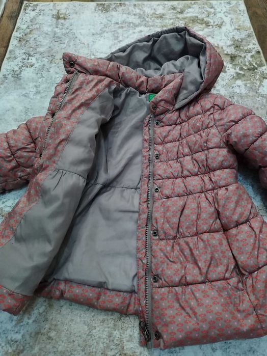 Красиво зимно яке benetton 6-7 г.