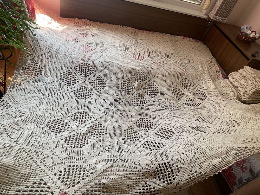 Покривало за спалня плетени на една кука