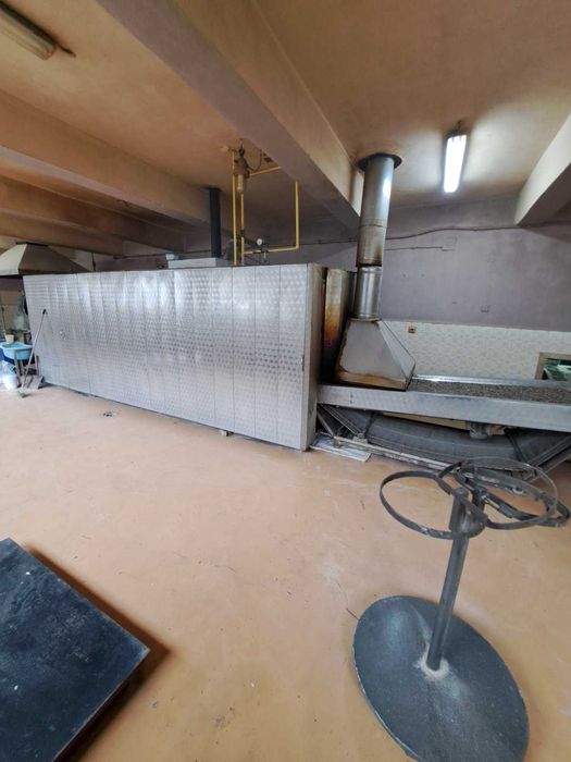 Пекарна машина за ядки и семена.