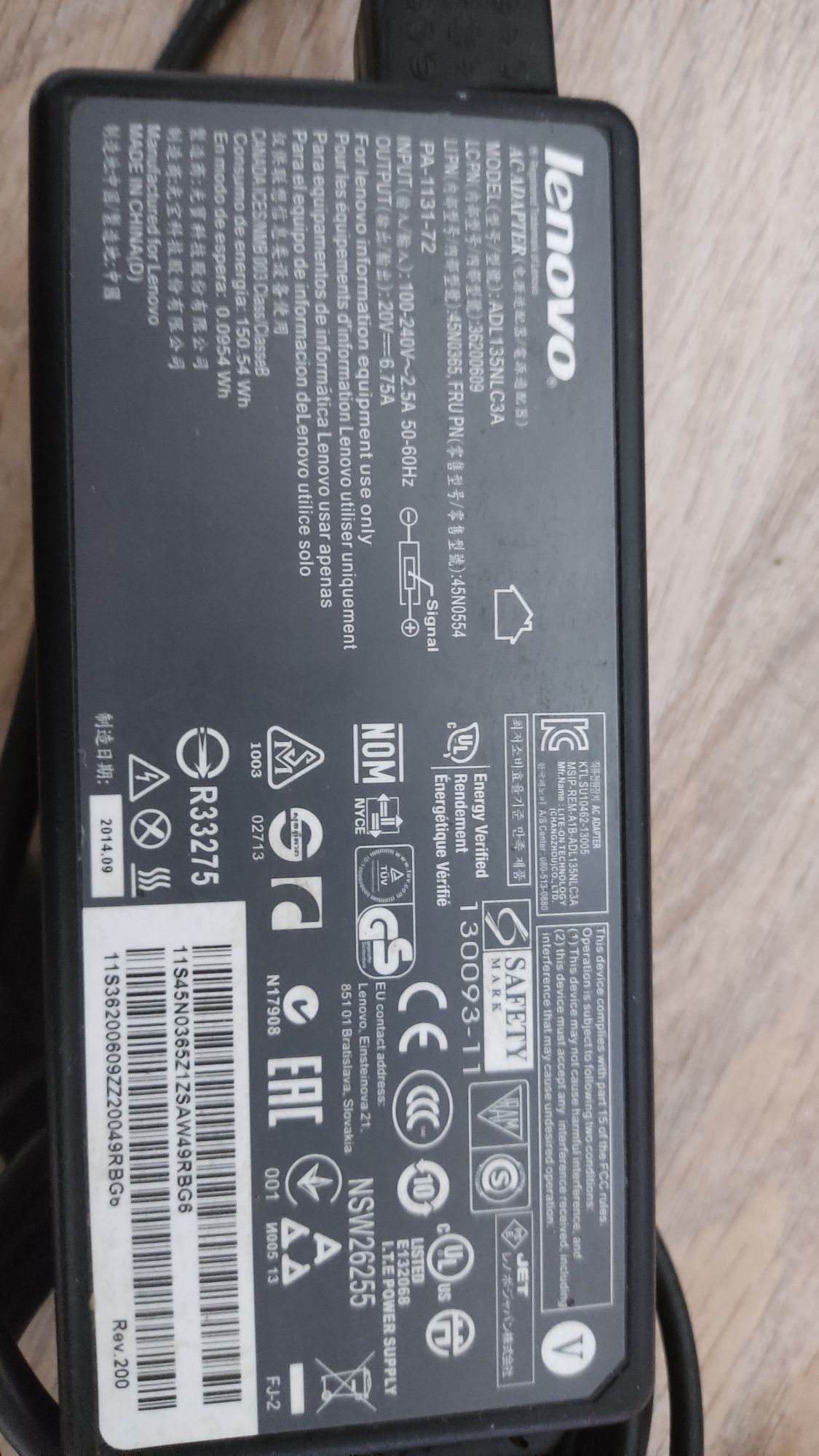 Продаю игровой ноутбук Lenovo Legion Y-520