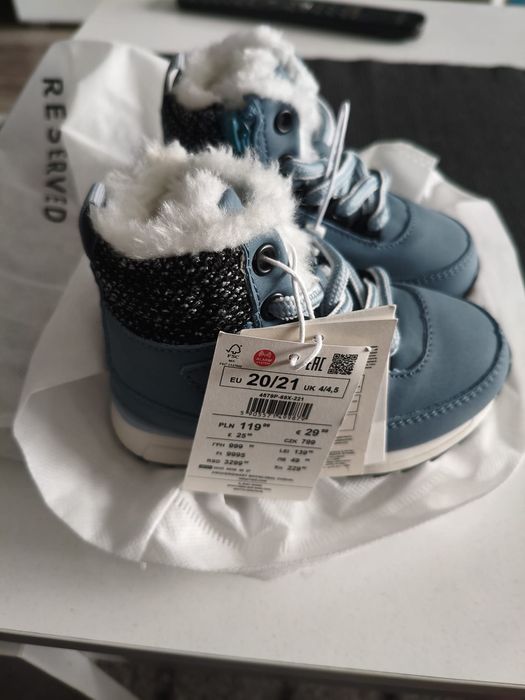 Reserved Бебешки детски зимни затворени обувки боти 20/21