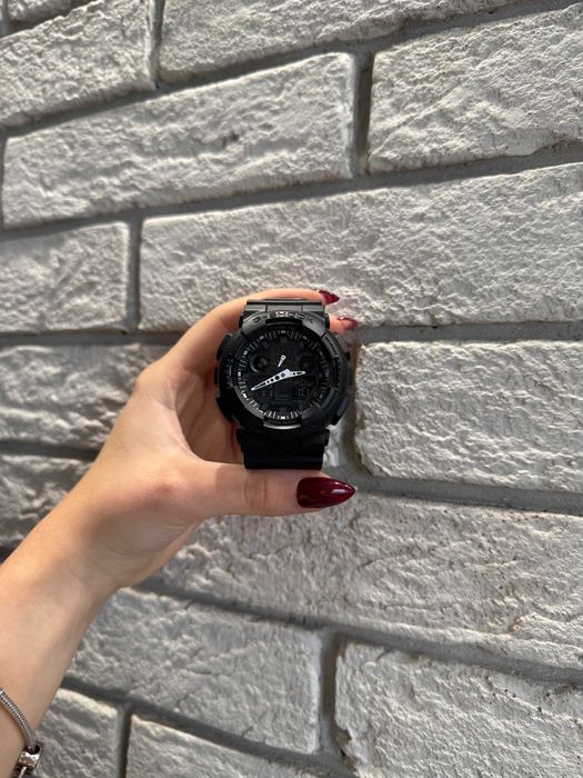 Часовник CASIO G-SHOCK GA-100-1A1