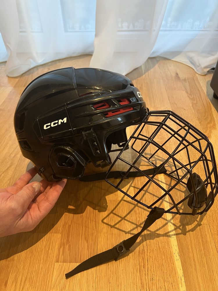 Шлем  CCM за хокей