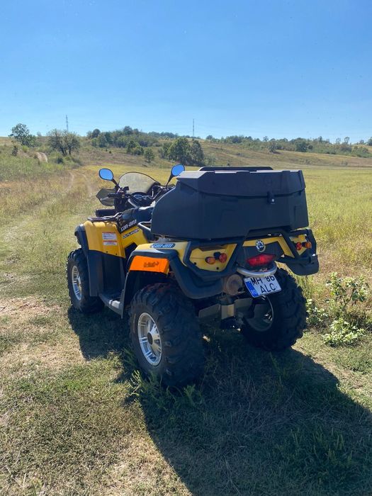 Vand ATV marca Can Am cu servo