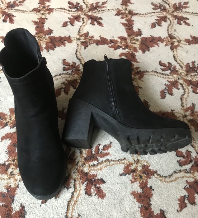 Vand botine marime 38