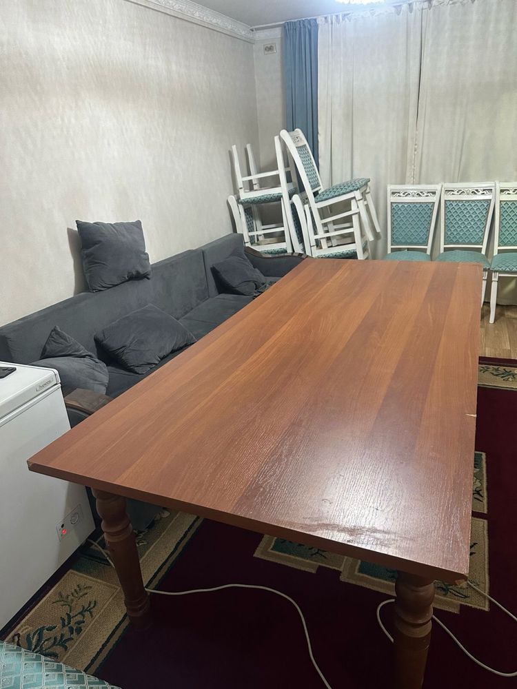 Продам Стол со стульями