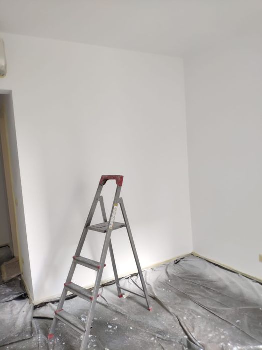 Meseriaș ,zugrav ,faianțar,renovat ,glet ,vinarom ,parchetar