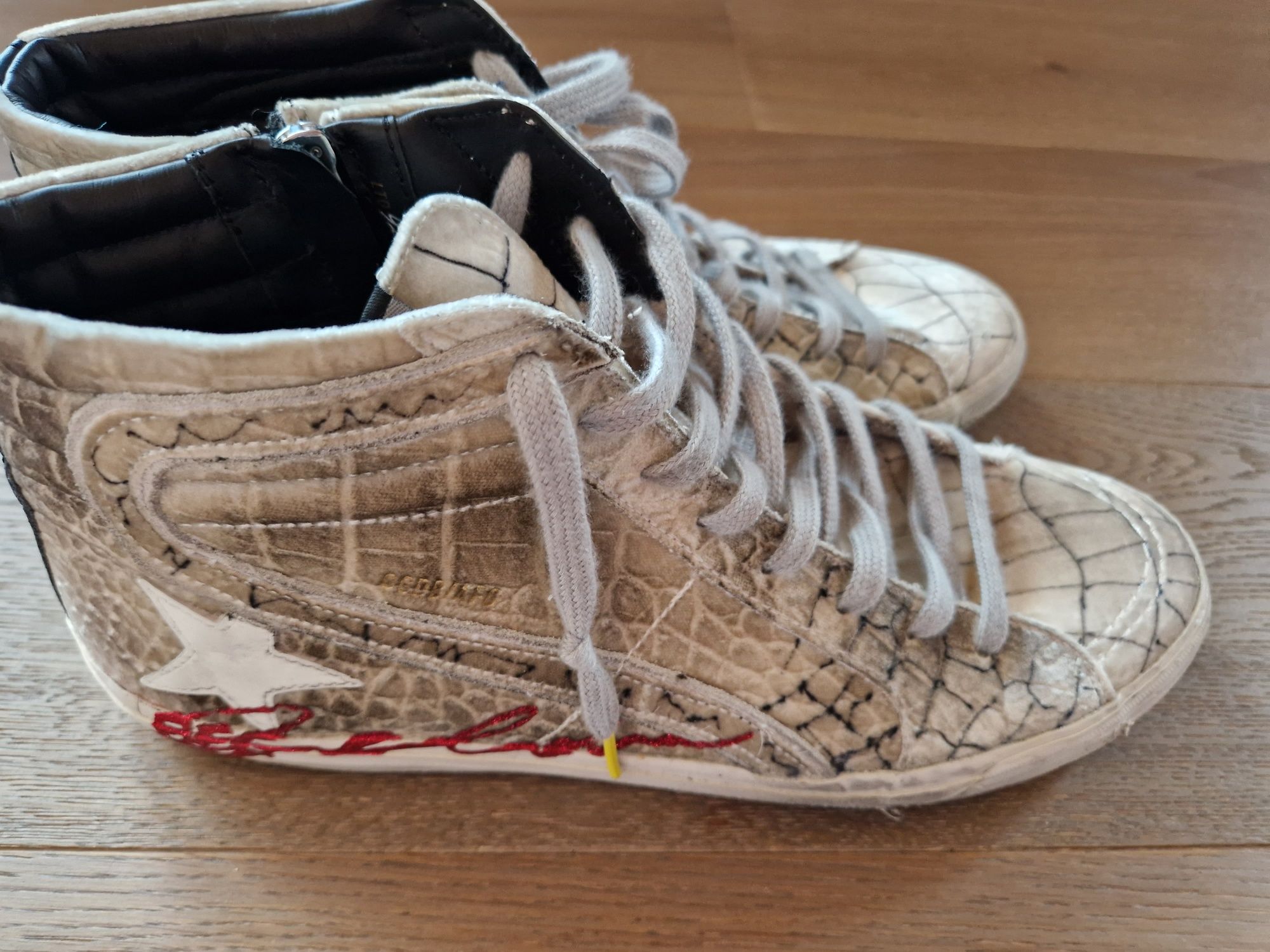 Golden Goose Sneakers