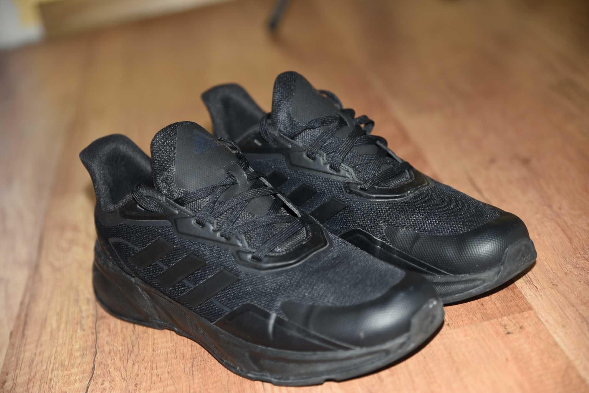 Adidas 47 1/3 оригинални маратонки в отлично състояние