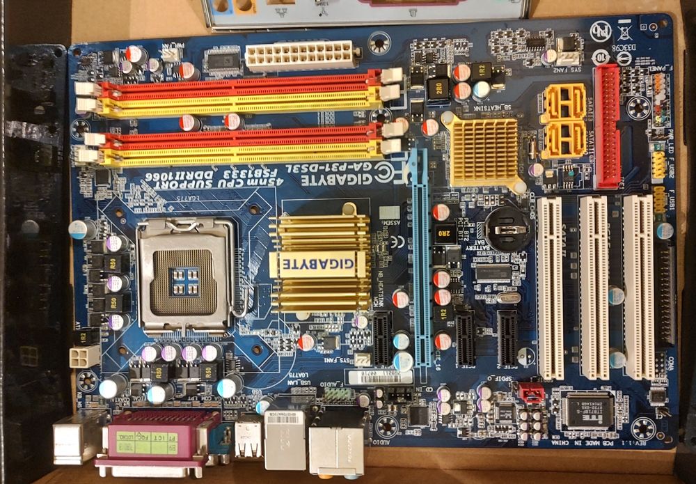 Дъно Gigabyte GA-P31-DS3L