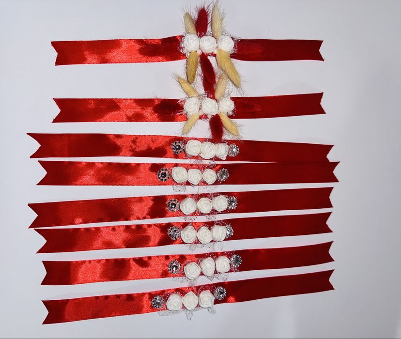 Set lumanari de nunta .Buchet de mireasa +nase+cocarda naș si mire .