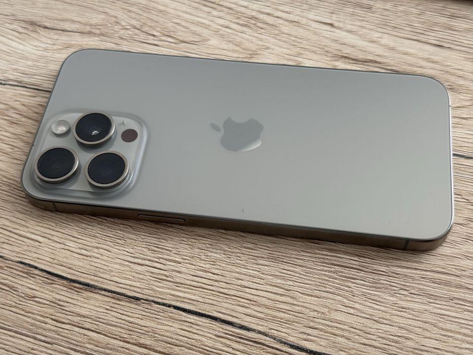Iphone 15 pro max 256gb natural ПЕРФЕКТЕН 1г гаранция