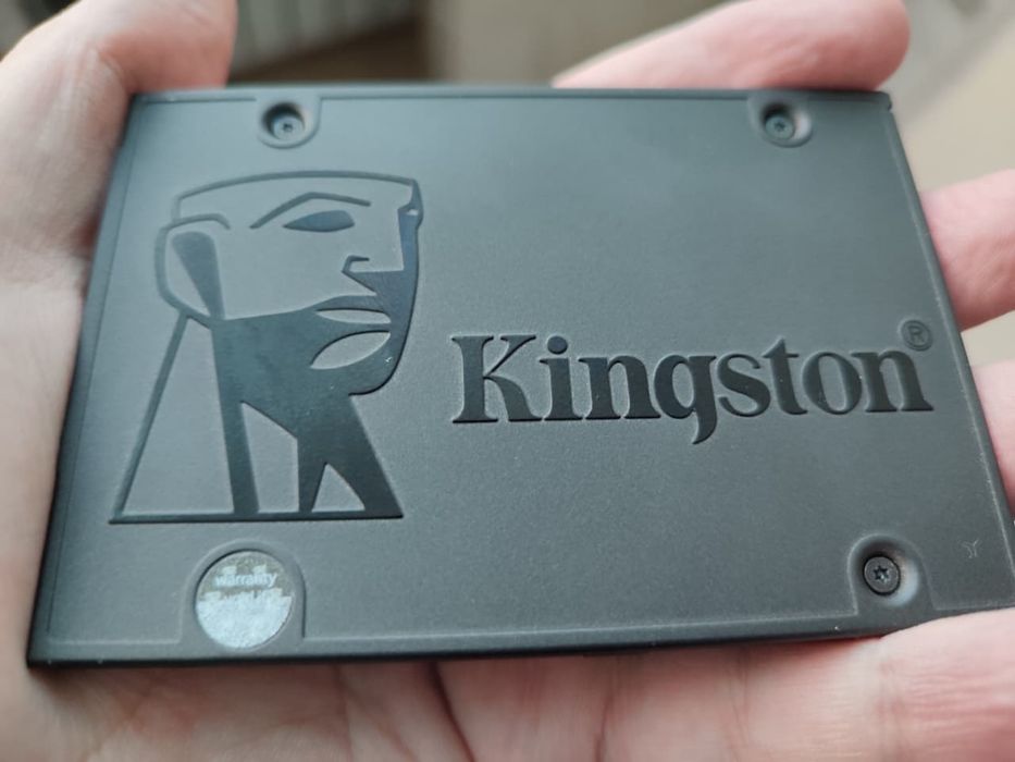 Продам 15 штук ssd на 120 Гб