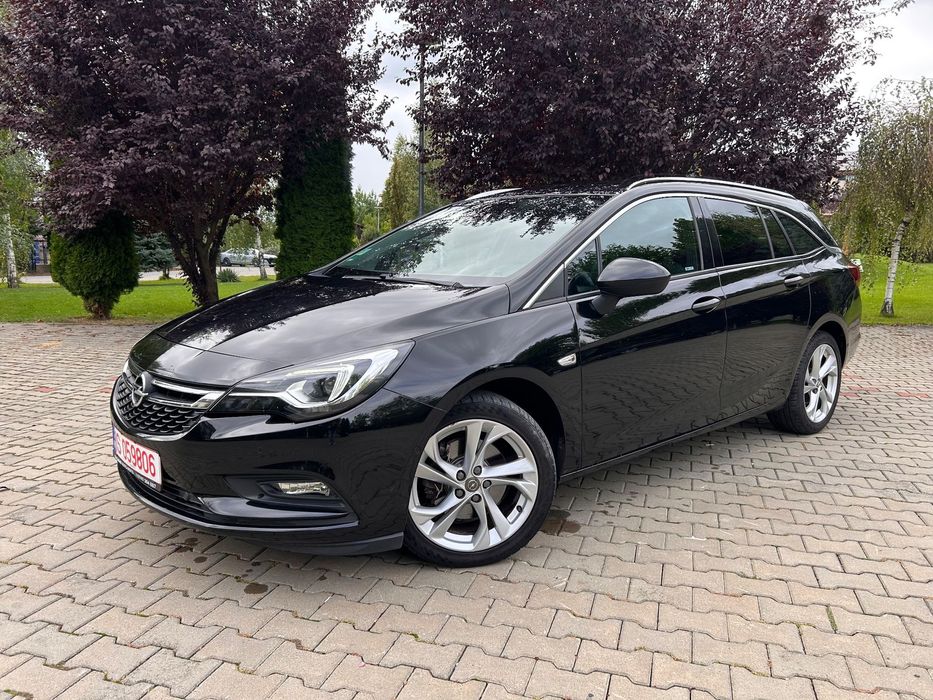 Opel Astra Opel Astra 1.6 CDTI DPF Innovation – An fabricație 2017, luna 06 – Cam