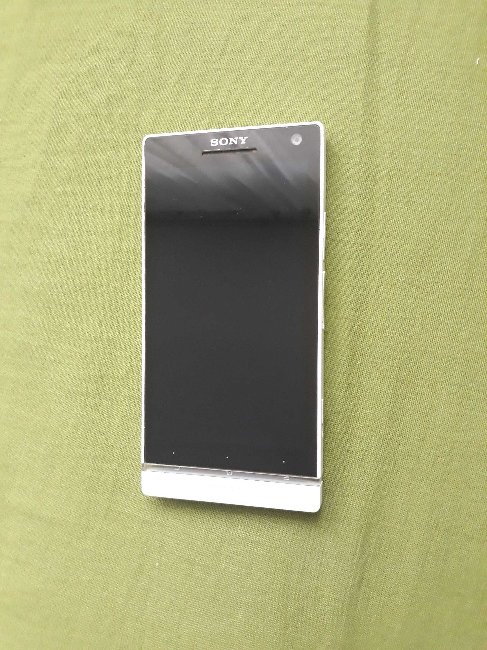 Vand telefon Sony Xperia LT26i