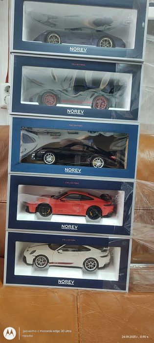 Колекционерски колички Porsche 1:18