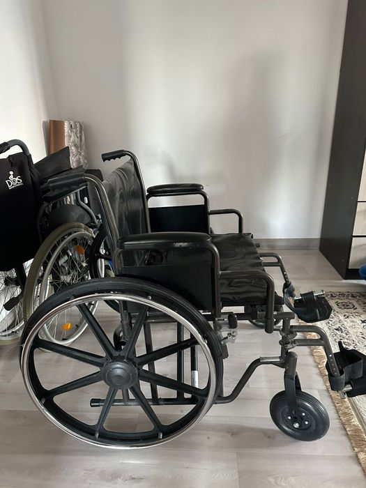Инвалидная коляска