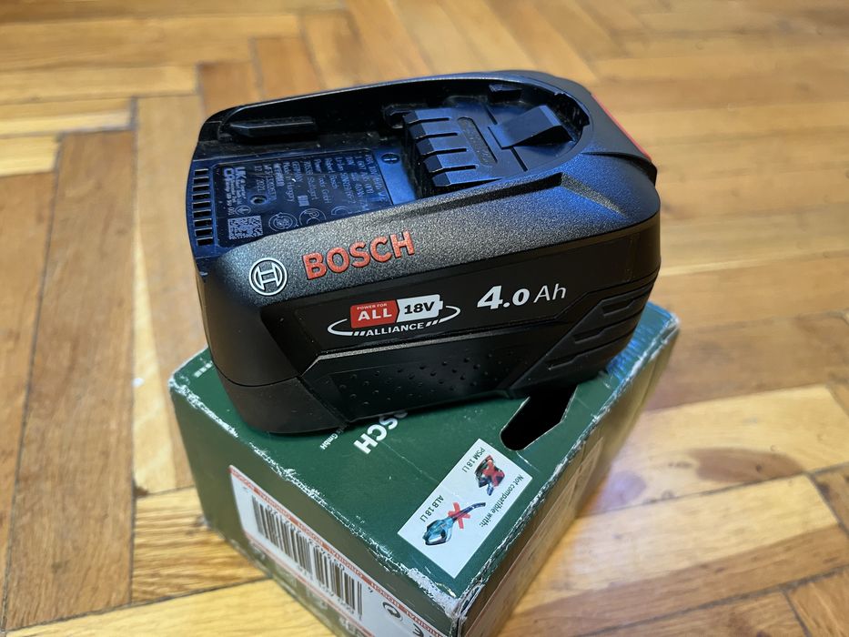 AcumulatorAspiratorSau alteEletr.Bosch-Energy4all, 4Ah, nou, original.