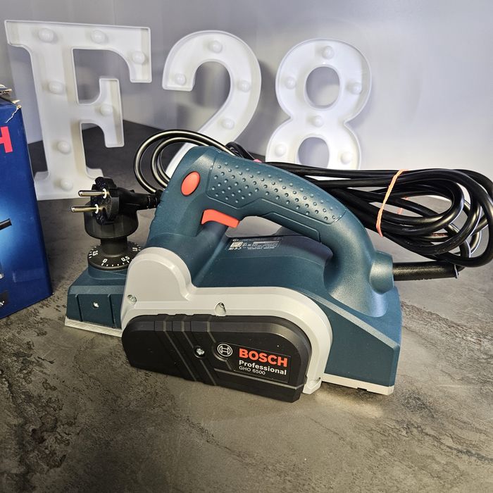 Amanet F28: Rindea electrica Bosch GHO 6500 Professional (N)
