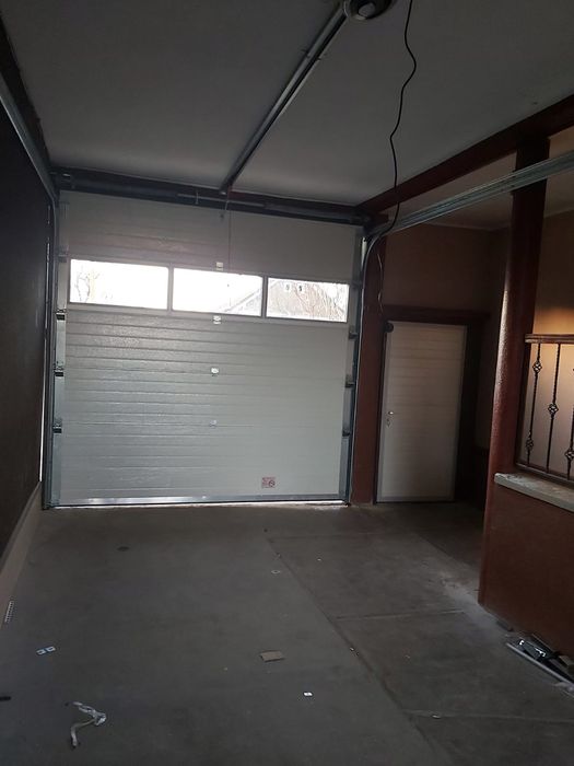 Usa de garaj 4000 x 2500