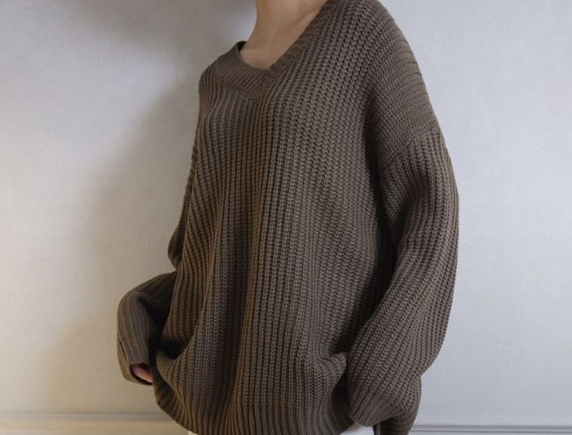 Свитер сатылады