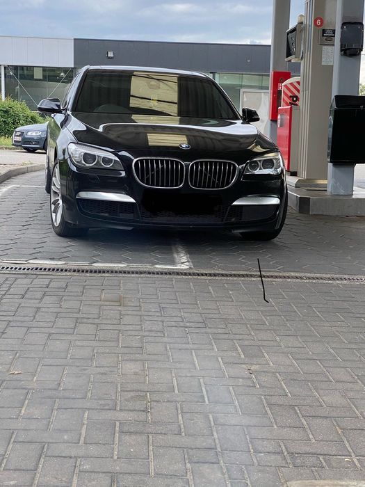 *Schimb /  Vând. BMW 740 D M sport din 2014