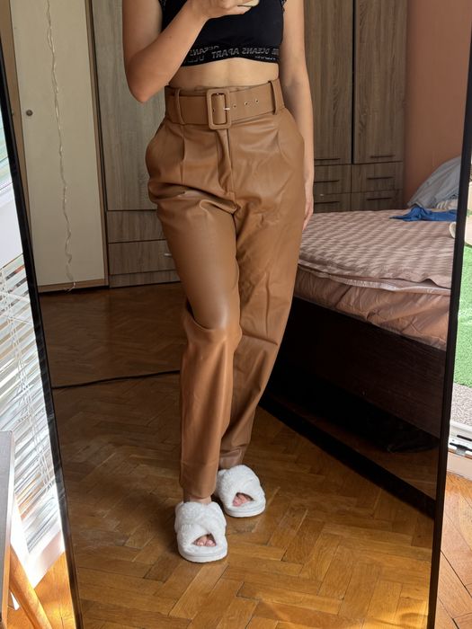 Кожен панталон Zara XS