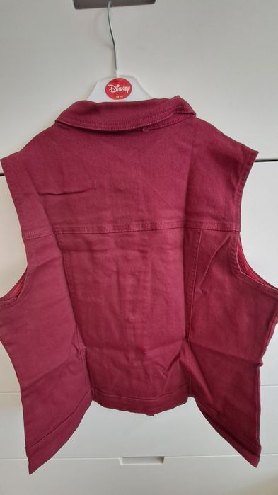 Червено дамско дънково елече,  размер М, ново