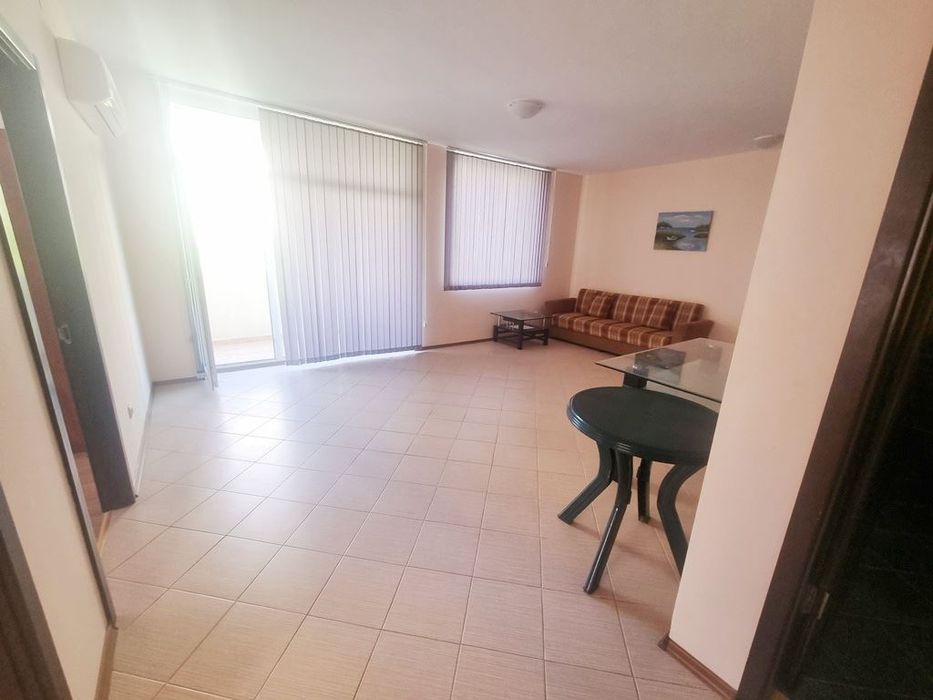 Продава се Тристаен апартамент в к.к. Слънчев бряг - 86 кв.м за 930 €/кв.м - Снимка #1