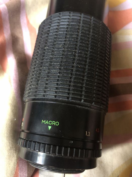 Ретро японски телеобектив Beroflex 80-200mm f 3.9 M42 Auto Zoom