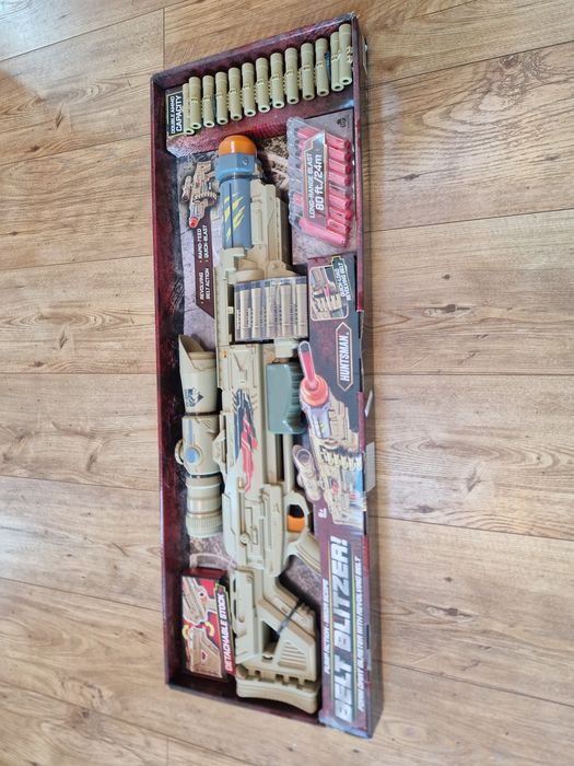 Idee cadou: Pusca cu luneta si 18 sageti din burete,similar Nerf